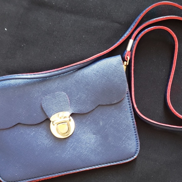 Red & Blue Bag - Picture 1 of 3